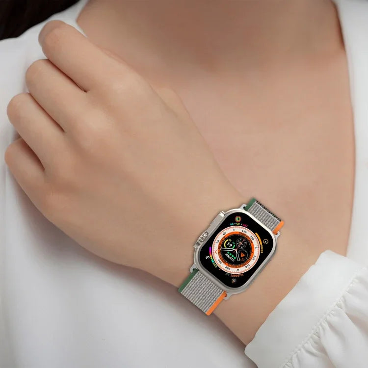 ダブルカラーナイロンフック＆ループファスナ―ウォッチバンド Apple Watch Ultra 49mm、Apple Watch Series 8&7 45mm/SE 2&6&SE&5&4 44mm、Apple Watch Series 8&7 41mm/SE 2&6&SE&5&4 40mm対応