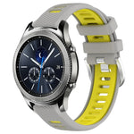 Samsung Galaxy Watch3 45mm、Samsung Galaxy Watch 46mm、Samsung Gear S3 Classic、Samsung Gear S3 Frontier 用22mmスポーツ二色スチールバックルシリコンウォッチバンド