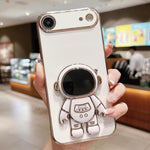 電気めっき宇宙飛行士ホルダーフォンケース、iPhone 17e / 16e用、iPhone 17 Pro Max用、iPhone 17 Pro用、iPhone 17用、iPhone Air用、iPhone 16 Pro Max用、iPhone 16 Pro用、iPhone 16 Plus用