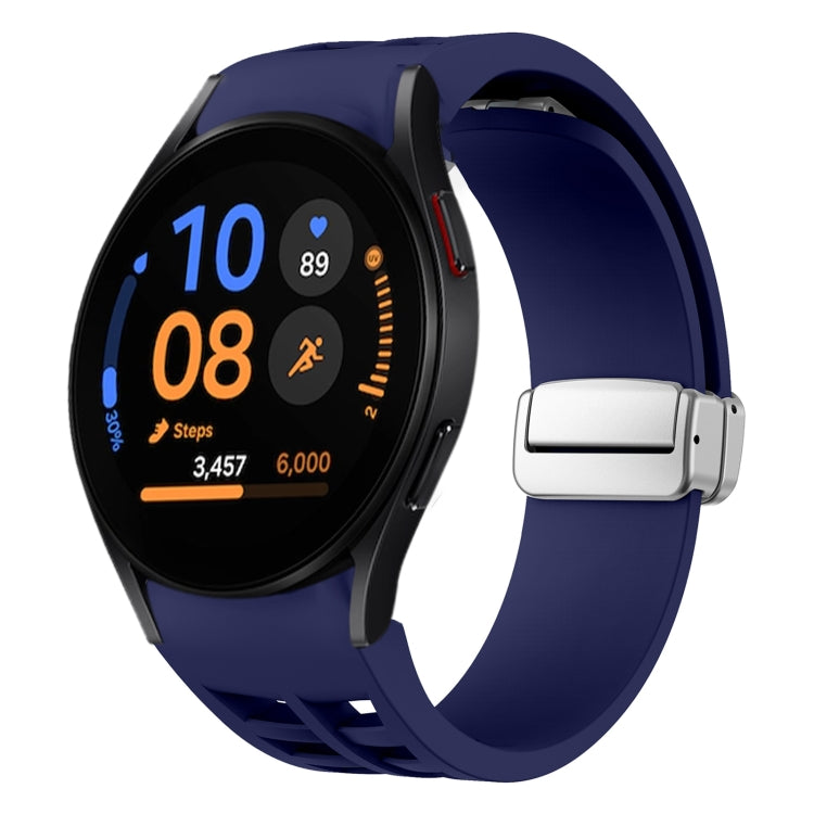 リチャード マグネティック折りたたみシルバーバックルシリコン製時計バンド、Samsung Galaxy Watch FE 40mm用、Samsung Galaxy Watch 5 Pro ゴルフエディション用、Samsung Galaxy Watch 5 ゴルフエディション用