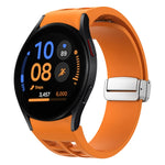 リチャード マグネティック折りたたみシルバーバックルシリコン製時計バンド、Samsung Galaxy Watch FE 40mm用、Samsung Galaxy Watch 5 Pro ゴルフエディション用、Samsung Galaxy Watch 5 ゴルフエディション用