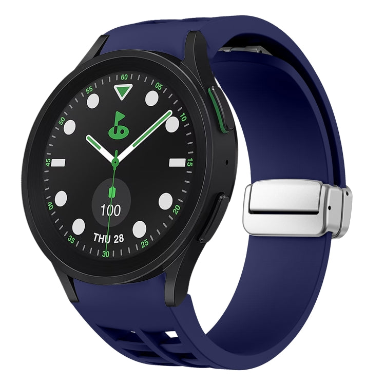 リチャード マグネティック折りたたみシルバーバックルシリコン製時計バンド、Samsung Galaxy Watch FE 40mm用、Samsung Galaxy Watch 5 Pro ゴルフエディション用、Samsung Galaxy Watch 5 ゴルフエディション用