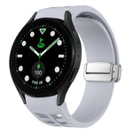 リチャード マグネティック折りたたみシルバーバックルシリコン製時計バンド、Samsung Galaxy Watch FE 40mm用、Samsung Galaxy Watch 5 Pro ゴルフエディション用、Samsung Galaxy Watch 5 ゴルフエディション用