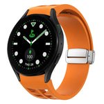 リチャード マグネティック折りたたみシルバーバックルシリコン製時計バンド、Samsung Galaxy Watch FE 40mm用、Samsung Galaxy Watch 5 Pro ゴルフエディション用、Samsung Galaxy Watch 5 ゴルフエディション用