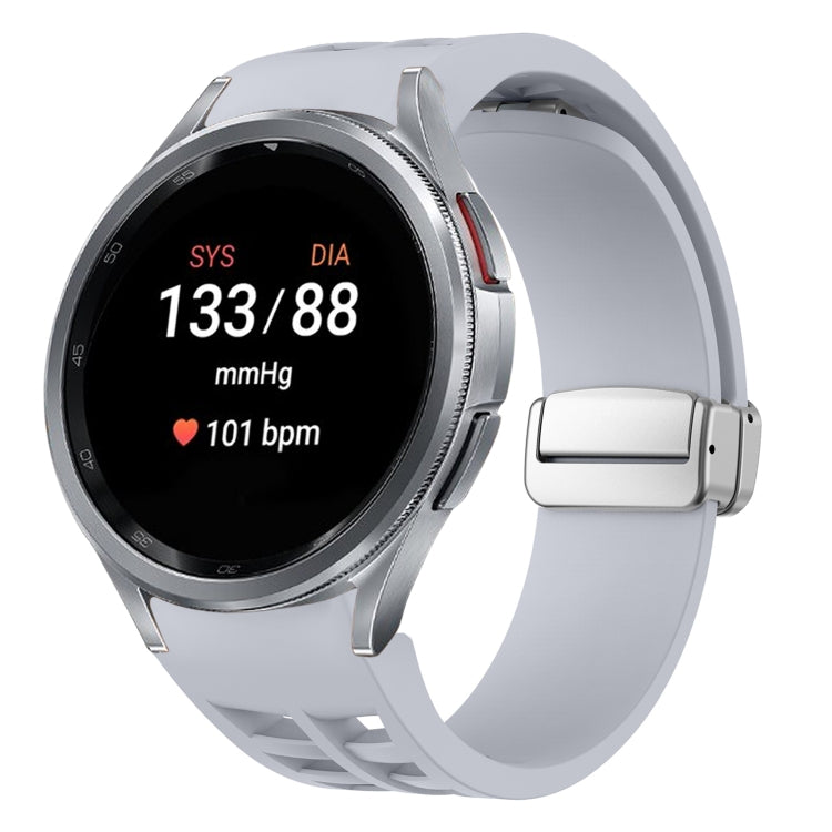 リチャード マグネティック折りたたみシルバーバックルシリコン製時計バンド、Samsung Galaxy Watch 5 Pro 45mm用、Samsung Galaxy Watch 7 40 / 44mm用、Samsung Galaxy Watch 6 Classic 43 / 47mm用