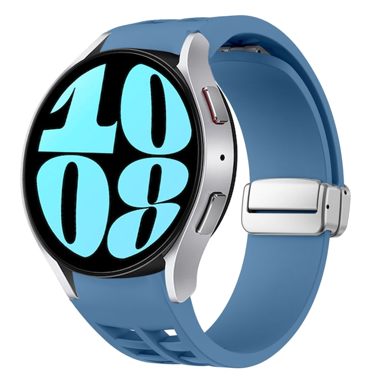 リチャード マグネティック折りたたみシルバーバックルシリコン製時計バンド、Samsung Galaxy Watch 6 40 / 44mm用、Samsung Galaxy Watch 5 40 / 44mm用、Samsung Galaxy Watch 4 40 / 44mm用