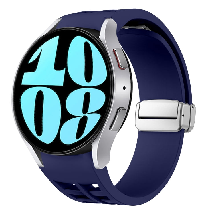 リチャード マグネティック折りたたみシルバーバックルシリコン製時計バンド、Samsung Galaxy Watch 6 40 / 44mm用、Samsung Galaxy Watch 5 40 / 44mm用、Samsung Galaxy Watch 4 40 / 44mm用