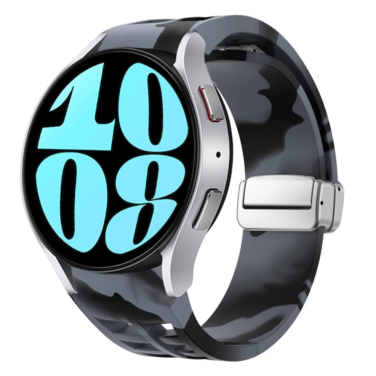リチャード マグネティック折りたたみシルバーバックルシリコン製時計バンド、Samsung Galaxy Watch 6 40 / 44mm用、Samsung Galaxy Watch 5 40 / 44mm用、Samsung Galaxy Watch 4 40 / 44mm用