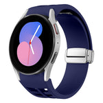 リチャード マグネティック折りたたみシルバーバックルシリコン製時計バンド、Samsung Galaxy Watch 6 40 / 44mm用、Samsung Galaxy Watch 5 40 / 44mm用、Samsung Galaxy Watch 4 40 / 44mm用