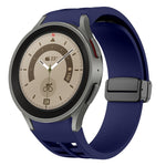 リチャードマグネティック折りたたみブラックバックルシリコンウォッチバンド、Samsung Galaxy Watch 5 40 / 44mm用、Samsung Galaxy Watch 5 Pro 45mm用、Samsung Galaxy Watch 4 40 / 44mm用