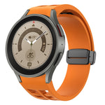 リチャードマグネティック折りたたみブラックバックルシリコンウォッチバンド、Samsung Galaxy Watch 5 40 / 44mm用、Samsung Galaxy Watch 5 Pro 45mm用、Samsung Galaxy Watch 4 40 / 44mm用