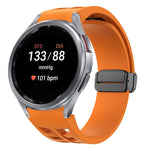 リチャードマグネティック折りたたみブラックバックルシリコンウォッチバンド、Samsung Galaxy Watch FE 40mm用、Samsung Galaxy Watch 7 40 / 44mm用、Samsung Galaxy Watch 6 クラシック 43 / 47mm用
