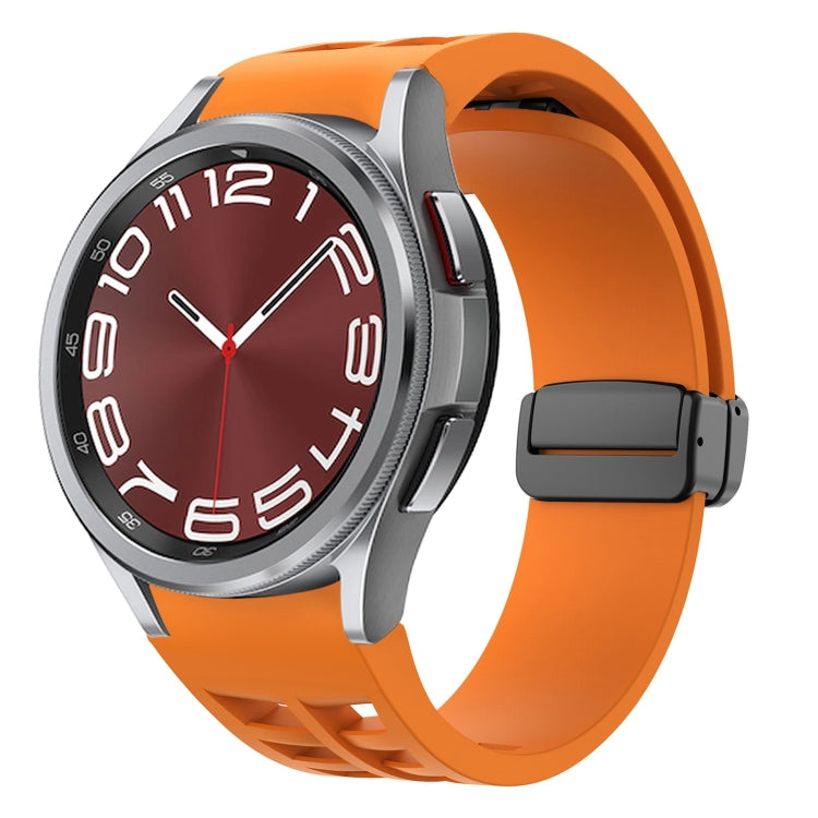 リチャードマグネティック折りたたみブラックバックルシリコンウォッチバンド、Samsung Galaxy Watch FE 40mm用、Samsung Galaxy Watch 7 40 / 44mm用、Samsung Galaxy Watch 6 クラシック 43 / 47mm用