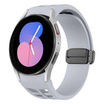 リチャードマグネティック折りたたみブラックバックルシリコンウォッチバンド、Samsung Galaxy Watch 5 40 / 44mm用、Samsung Galaxy Watch 5 Pro 45mm用、Samsung Galaxy Watch 4 40 / 44mm用