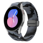 リチャードマグネティック折りたたみブラックバックルシリコンウォッチバンド、Samsung Galaxy Watch 5 40 / 44mm用、Samsung Galaxy Watch 5 Pro 45mm用、Samsung Galaxy Watch 4 40 / 44mm用