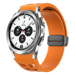 リチャードマグネット折りたたみブラックバックルシリコンウォッチバンド Samsung Galaxy Watch 4 classic 42 / 46mm用