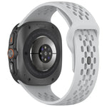Samsung Galaxy Watch Ultra 47mm 用 ホールスタイル スクエアバックル 無地シリコンウォッチバンド