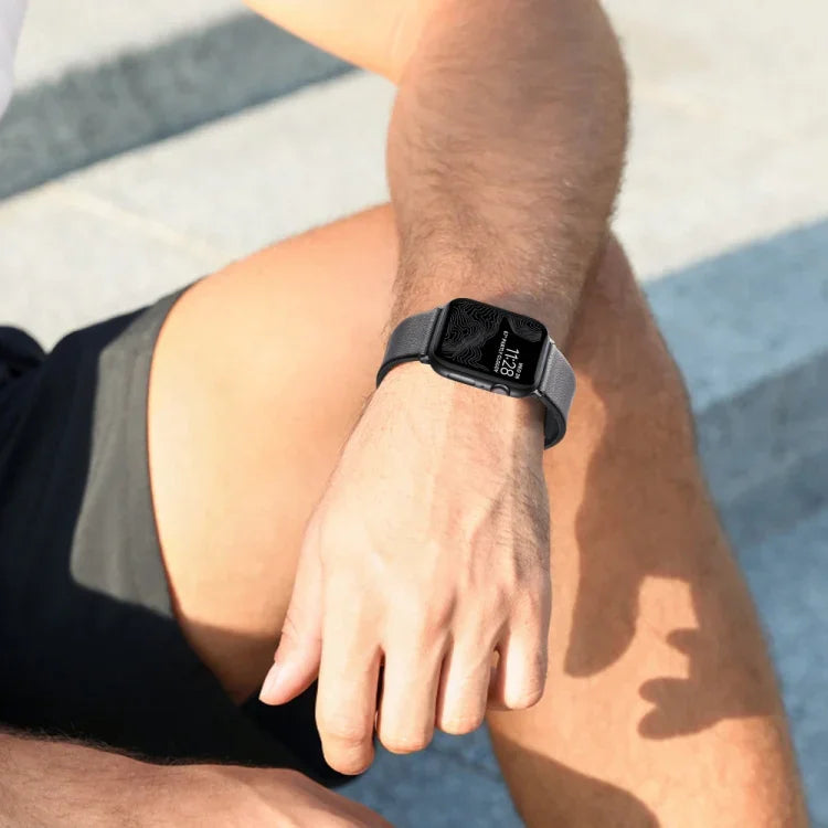 本革ハイブリッドシリコンウォッチバンド、Apple Watch Series 10 46mm用、Apple Watch Series 10 42mm用、Apple Watch SE 2023 44mm用、Apple Watch SE 2023 40mm用、Apple Watch Ultra 2 49mm用、Apple Watch Series 9 45mm用