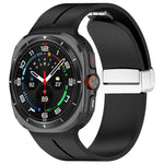 Samsung Galaxy Watch Ultra 47mm / Ultra 2025 用 グルーブマグネティック折りたたみシルバーバックルシリコンウォッチバンド