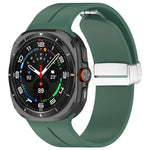 Samsung Galaxy Watch Ultra 47mm / Ultra 2025 用 グルーブマグネティック折りたたみシルバーバックルシリコンウォッチバンド
