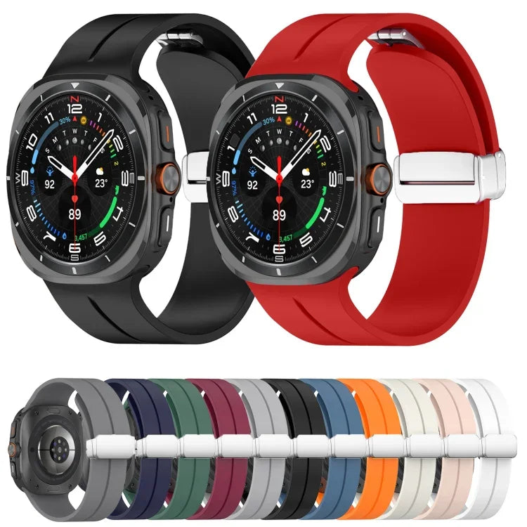 Samsung Galaxy Watch Ultra 47mm / Ultra 2025 用 グルーブマグネティック折りたたみシルバーバックルシリコンウォッチバンド