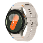 ウェーブパターンステッチ入りシリコン製時計バンド、Samsung Galaxy Watch 7 40 / 44mm用、Samsung Galaxy Watch 6 Classic用、Samsung Galaxy Watch 6 40 / 44mm用、Samsung Galaxy Watch 5 40 / 44mm用