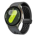 ツートンマグネット折りたたみブラックバックルシリコンウォッチバンド、Samsung Galaxy Watch 7 40 / 44mm用、Samsung Galaxy Watch 5 40 / 44mm用、Samsung Galaxy Watch 4 40 / 44mm用、Samsung Galaxy Watch 4 Classic 42 / 46mm用