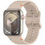 ウェービーグレイン ステッチ入りシリコンウォッチバンド、Apple Watch SE 2023 44mm用、Apple Watch SE 2023 40mm用、Apple Watch Ultra 2 49mm用、Apple Watch Series 9 45mm用