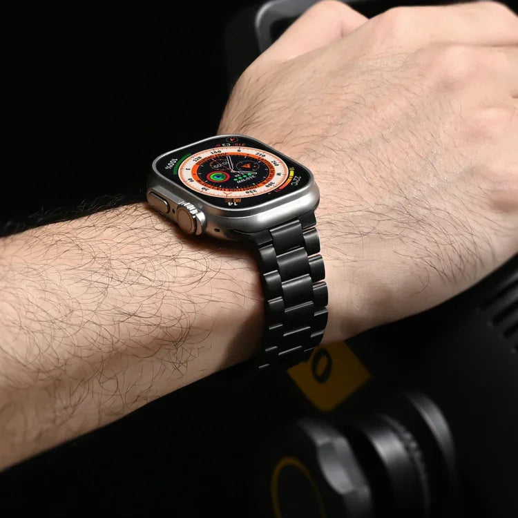スリービーズ チタン合金メタルウォッチバンド、Apple Watch Series 7 41mm 用、Apple Watch Series 7 45mm 用、Apple Watch Series 6 40mm 用、Apple Watch Series 6 44mm 用、Apple Watch Series 5 44mm 用、Apple Watch Series 5 40mm 用                       ...