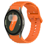 ウェービーグレインステッチ入りクイックリリースシリコン製時計バンド、Samsung Galaxy Watch FE 40mm用、Samsung Galaxy Watch 7 44mm用、Samsung Galaxy Watch 7 40mm用、Samsung Galaxy Watch 6 Classic 47mm用