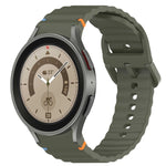 ウェービーグレインステッチ入りクイックリリースシリコン製時計バンド、Samsung Galaxy Watch 5 ゴルフエディション用、Samsung Galaxy Watch 5 44mm用、Samsung Galaxy Watch 5 Pro 45mm用、Samsung Galaxy Watch 5 40mm用