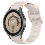ウェービーグレインステッチ入りクイックリリースシリコン製時計バンド、Samsung Galaxy Watch 5 ゴルフエディション用、Samsung Galaxy Watch 5 44mm用、Samsung Galaxy Watch 5 Pro 45mm用、Samsung Galaxy Watch 5 40mm用