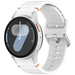 波状模様ステッチ入りシルバーバックルシリコン時計バンド、Samsung Galaxy Watch 7 40 / 44mm用