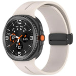 折りたたみマグネットバックルシリコンウォッチバンド Samsung Galaxy Watch8 / Watch8 Classic対応