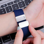 単色マグネットスナップ4本編みエラスティックナイロンウォッチバンド、Apple Watch 46mm / 49mm / 45mm / 44mm用、Apple Watch 42mm / 41mm / 40mm / 38mm用