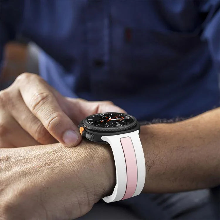 シルバーバックル縦ストライプ二色シリコンウォッチバンド、Samsung Galaxy Watch8 / Watch8 Classic用