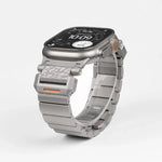 ハンマーパターン バタフライバックル ステンレススチールヘッド ワンビーズ チタン合金ウォッチバンド、Apple Watch 46mm / 49mm / 45mm / 44mm用