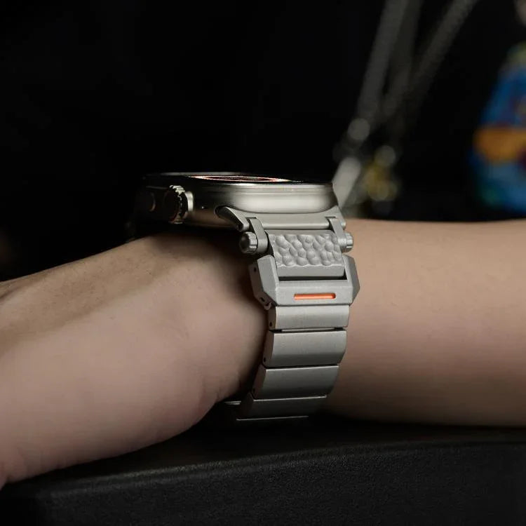 ハンマーパターン バタフライバックル ステンレススチールヘッド ワンビーズ チタン合金ウォッチバンド、Apple Watch 46mm / 49mm / 45mm / 44mm用