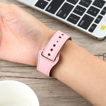 Apple Watch 3 / 2 / 1世代 42mm ユニバーサルバックルレザーストラップ、Apple Watch Series 7 45mm / 6 & SE & 5 & 4 44mm / 3 & 2 & 1 42mm用、Apple Watch Series 8&7 45mm / SE 2&6&SE&5&4 44mm / 3&2&1 42mm用