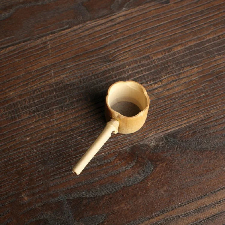 竹編みクリエイティブフィルター再利用可能フィルターティーコランダーガジェット、竹根茶こし、竹棒ガーゼ梅茶こし、竹棒穴茶こし、取っ手付き籐茶排水、竹編み茶こし、竹かご茶こし