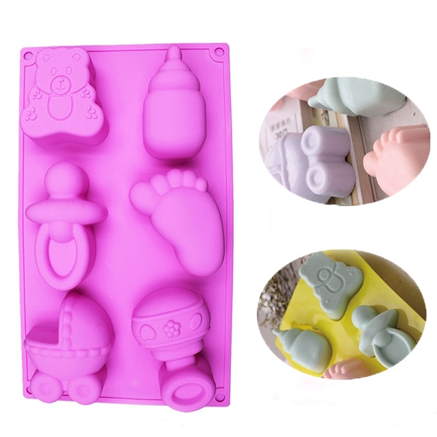 シリコンベビーおもちゃ形ベイクウェアモールド ゼリー プリン チョコレートケーキ装飾、ランダムカラー配送、ベビーおもちゃ形
