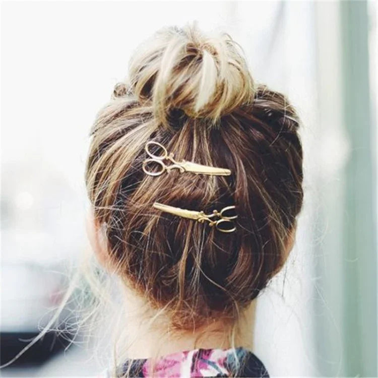 2個セット シンプルヘアオーナメント パーソナライズドヘアクリップ オーナメント レトロワードフォルダーヘッドドレス
