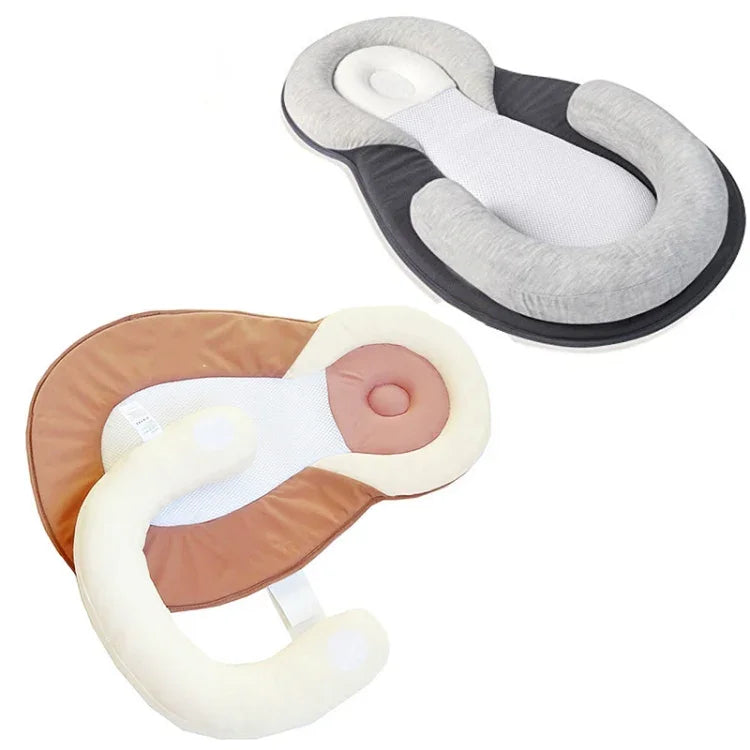 ベビーピロー 新生児用マットレス枕 赤ちゃん睡眠用ポジショニングパッド 平らな頭形状防止 転倒防止枕