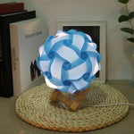 クリエイティブ寝室ベッドサイドナイトライト USB丸型ロマンチックルーム装飾ランプ 木製ベース付き、DIY素材キット、完成品