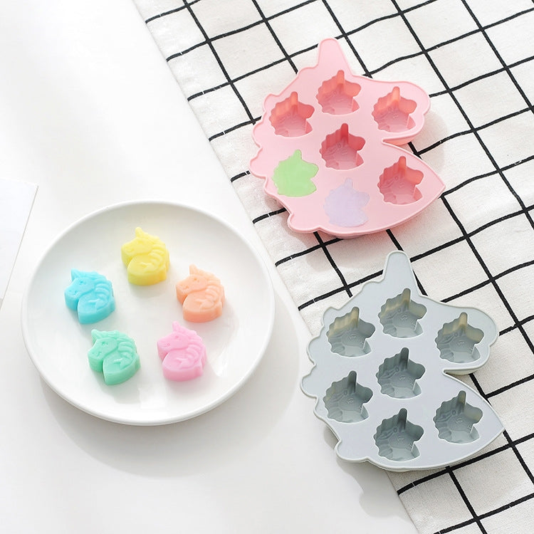 ユニコーンポニーチョコレートキャンディケーキ用シリコンモールド カラーランダム配送 ユニコーンポニー