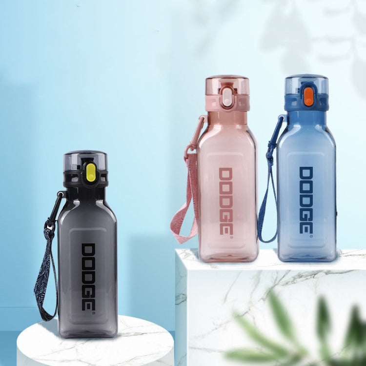 DOOGEアウトドア旅行スポーツウォーターカップ 学生用携帯プラスチックカップ、700ml