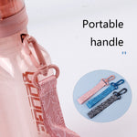 DOOGEアウトドア旅行スポーツウォーターカップ 学生用携帯プラスチックカップ、700ml