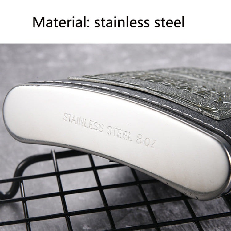 携帯用ステンレス製ヒップフラスクセット ワイングラスファンネル付き スタイル：8OZ ニュージャックパッチコア、8OZ オールドジャックパッチコア、8OZ オールドマンパッチコア、8OZ イエローフローラルパターンコア、7OZ ブラックレザージャックグレー、7OZ イエローレザージャックオールドマングレー