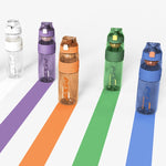 8012 アウトドア大容量スポーツカップ 衝撃防止フィットネスケトル 容量：500ml（パールホワイト）、500ml（ブラックグレー）、500ml（ストームオレンジ）、500ml（ストームグリーン）、500ml（ストームブルー）、920ml（パールホワイト）、920ml（ストームオレンジ）、920ml（ストームグリーン）
