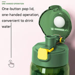 8012 アウトドア大容量スポーツカップ 衝撃防止フィットネスケトル 容量：500ml（パールホワイト）、500ml（ブラックグレー）、500ml（ストームオレンジ）、500ml（ストームグリーン）、500ml（ストームブルー）、920ml（パールホワイト）、920ml（ストームオレンジ）、920ml（ストームグリーン）